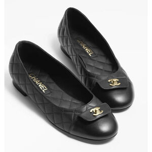 Chanel 24B Black Leather Turnlock Gold CC Logo Quilted Ballet Ballerina Flat 42